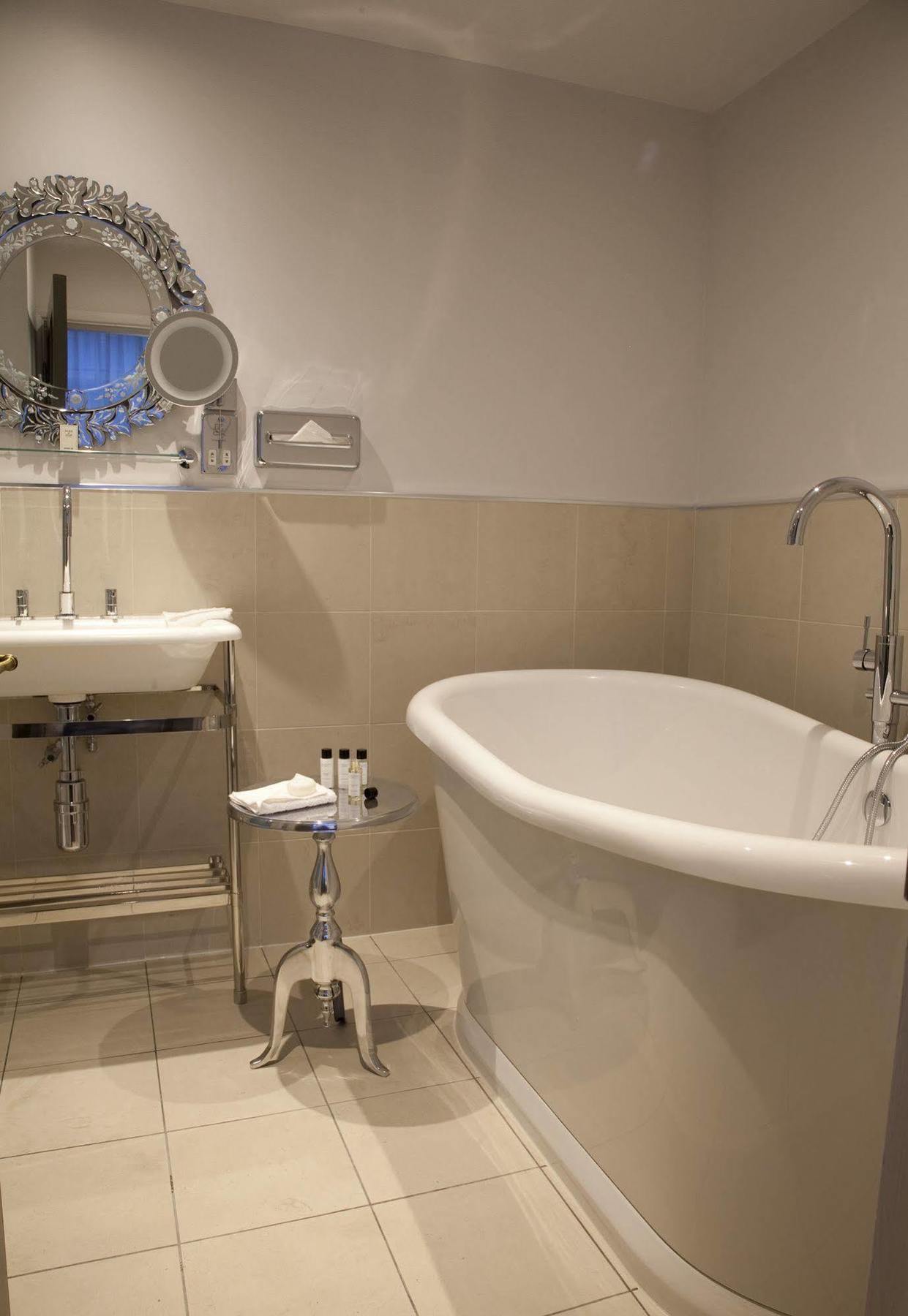 Vanbrugh House Hotel Оксфорд Экстерьер фото